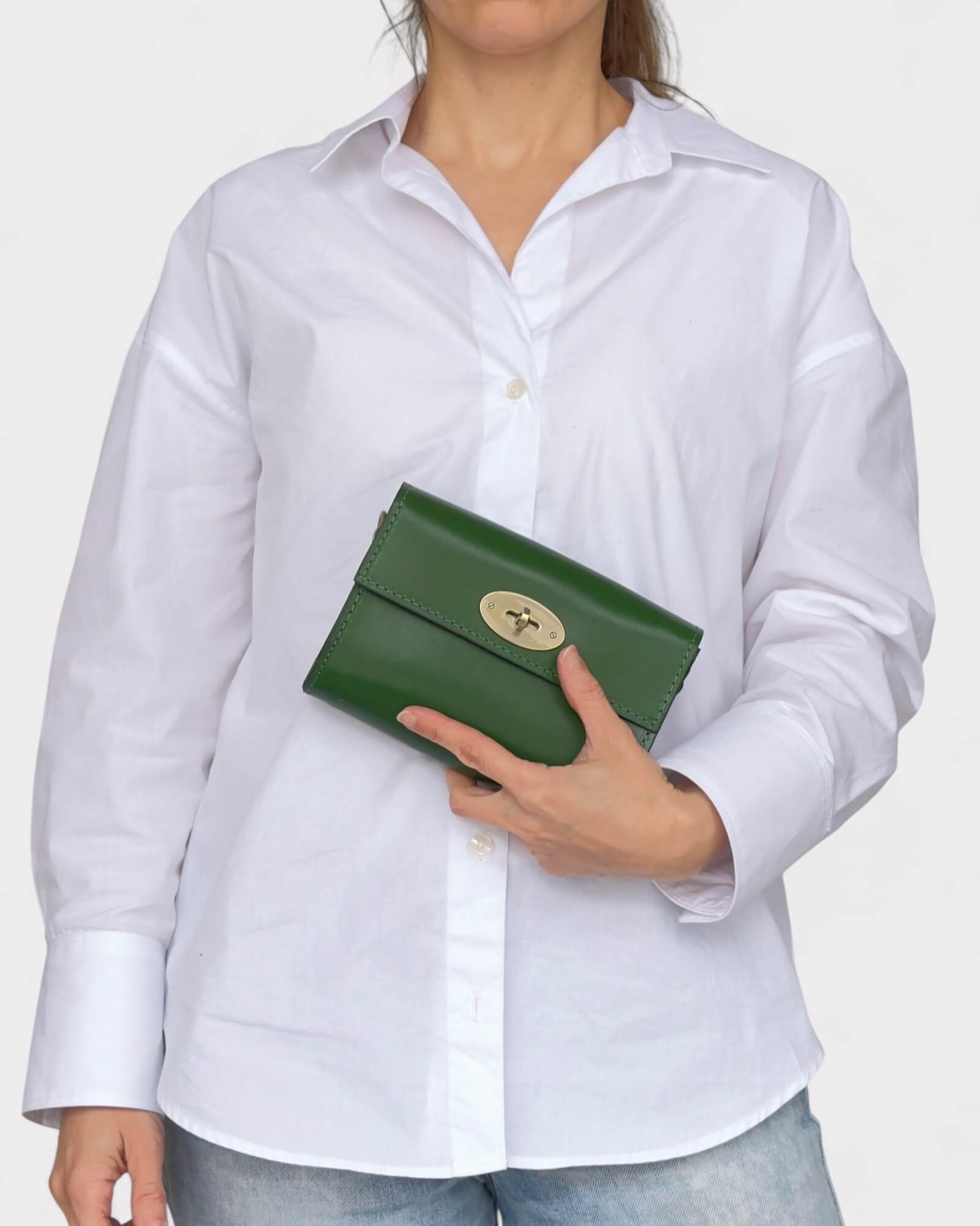 Mini-Umhängetasche aus grünem Leder – handgefertigte Handytasche