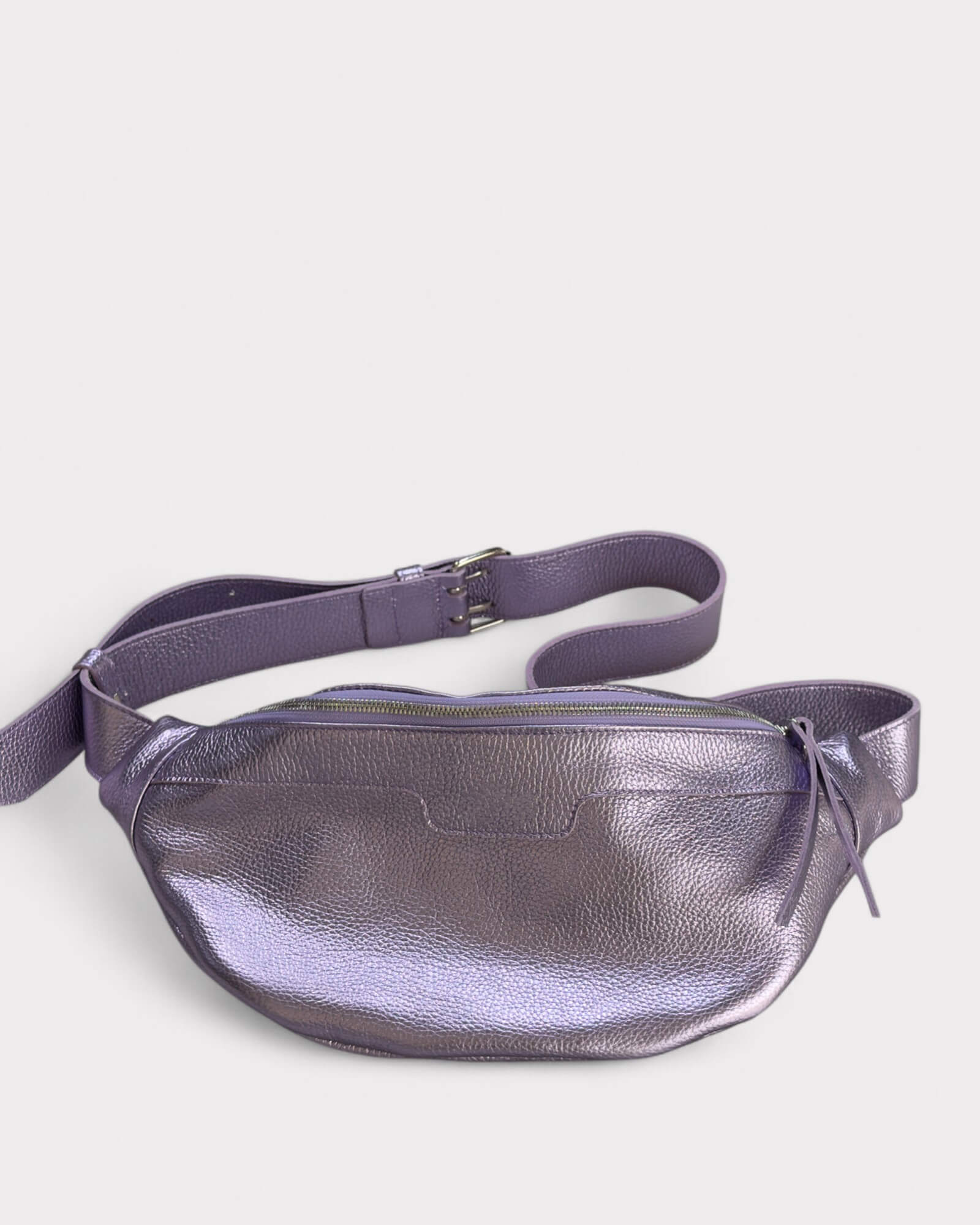 front body lilac medium metallic fanny pack